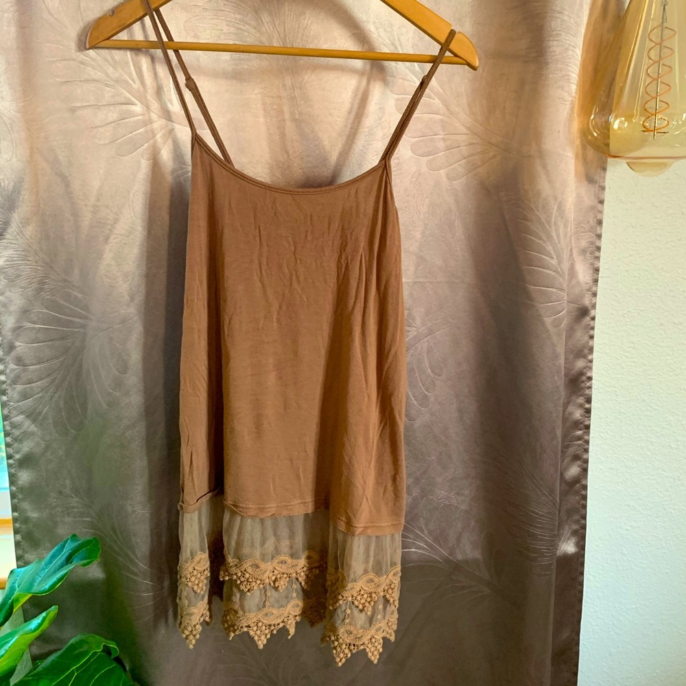 Lace tank shirt extender